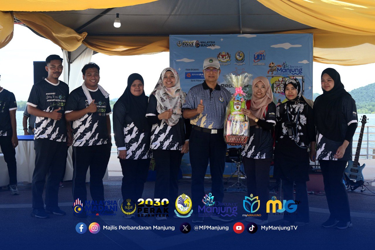 You are currently viewing Program Gotong Royong Pesisir Pantai Majlis Perbandaran Manjung